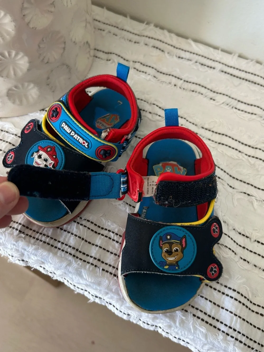 Paw Patrol Kids Size 7 Velcro Sandals Navy Blue Red Character Shoes